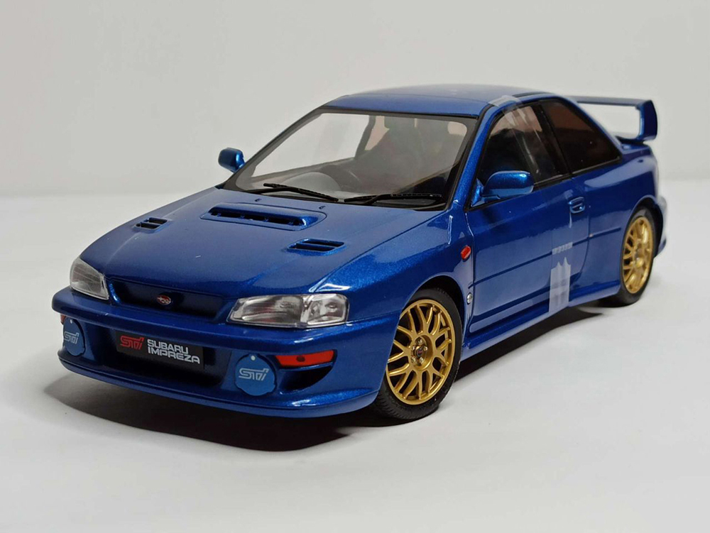 SUBARU IMPREZA 22B STI 1998 SOLIDO 1:18