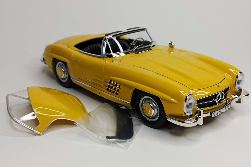 MERCEDES 300 SL ROADSTER (W198) 1:18 NOREV