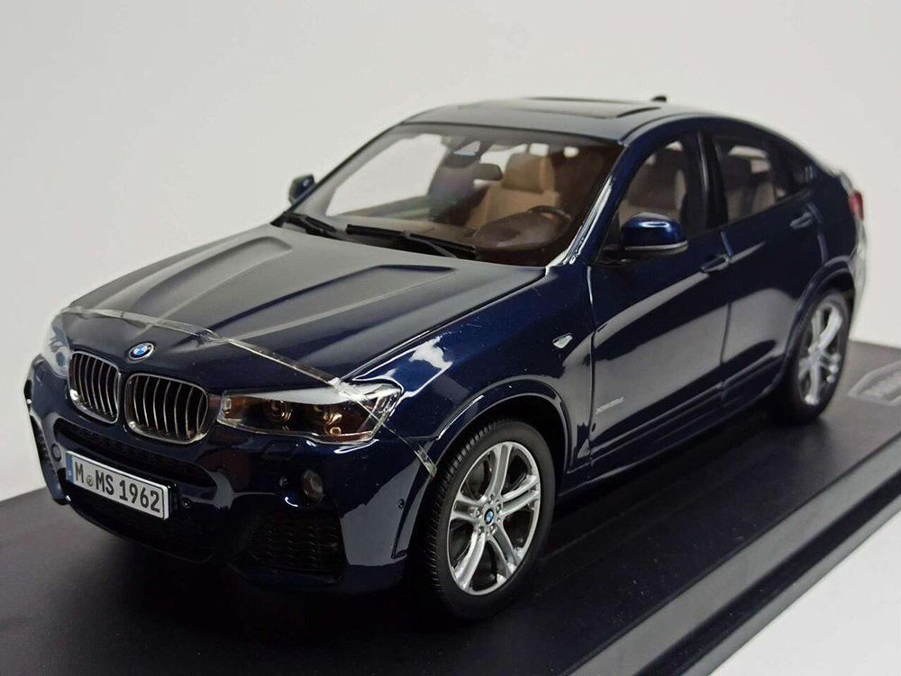 BMW X4 (F26) LMPERIAL BLUE 1:18