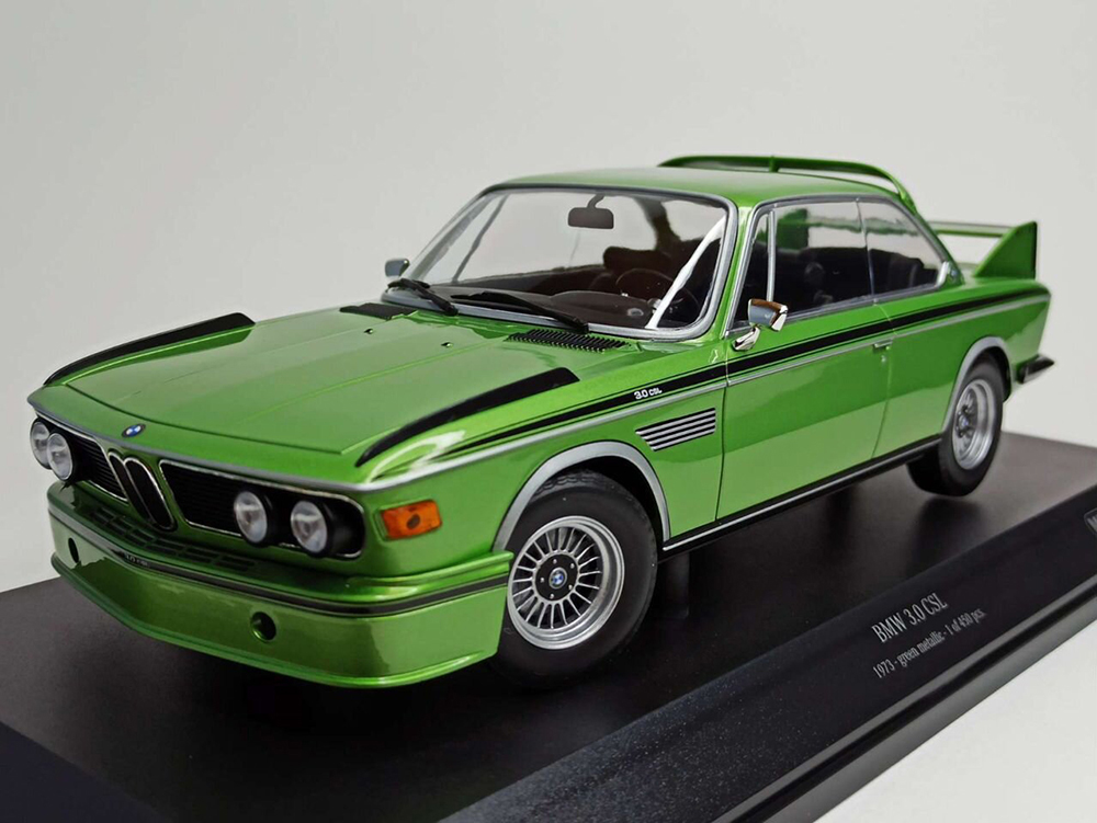 BMW 3.0 CSL (E9) 1:18 MINICHAMPS