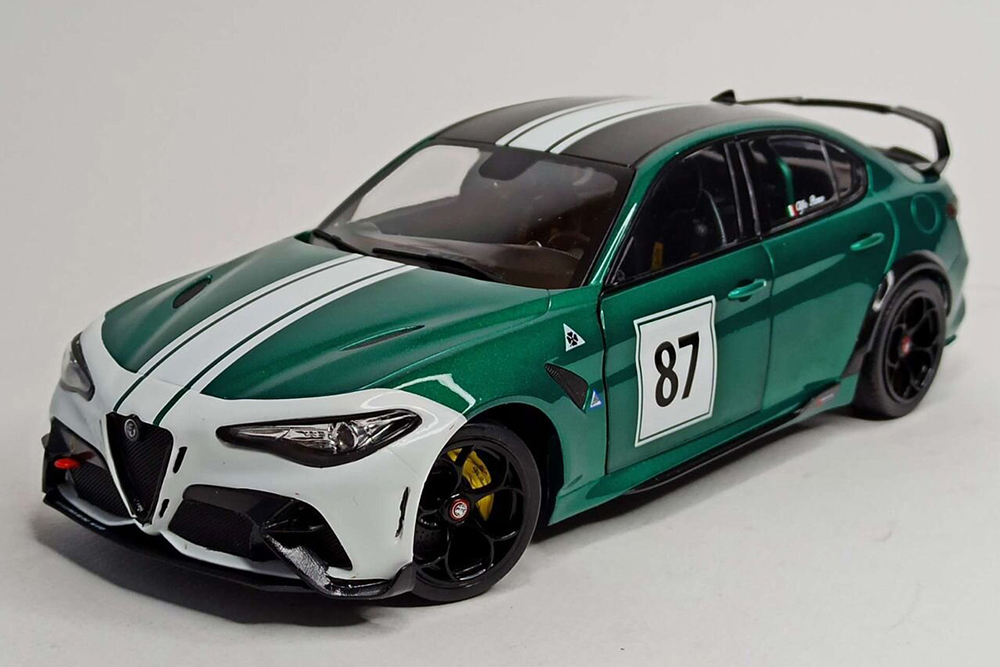 ALFA ROMEO GIULIA GTAM NURBURGRING 2021 SOLIDO 1:18