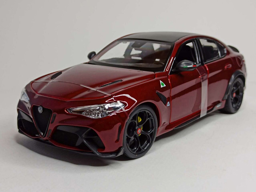 ALFA ROMEO GIULIA GTA BBURAGO 1:18