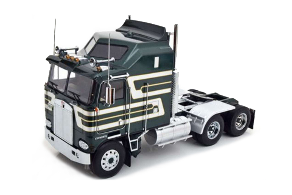 KENWORTH K100 AERODYNE GREEN 1:18 ROAD KING