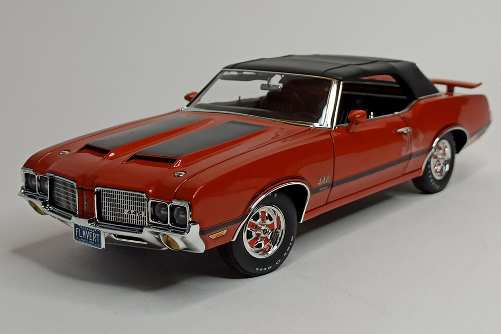 OLDSMOBILE 442 W-30 1972 CONVERTIBLE 1:18 GMP/ACME