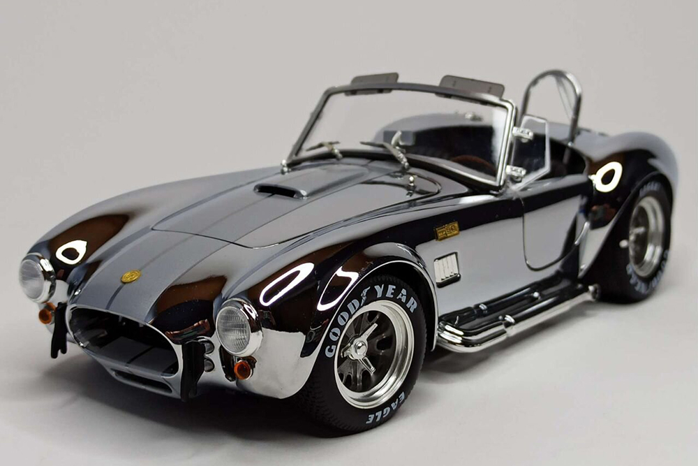 SHELBY COBRA 427 S/C CHROME EDITION 1:18 KYOSHO