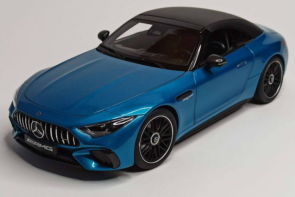 MERCEDES SL 63 AMG 4 MATIC+ 1:18 ДИЛЕРСКИЙ