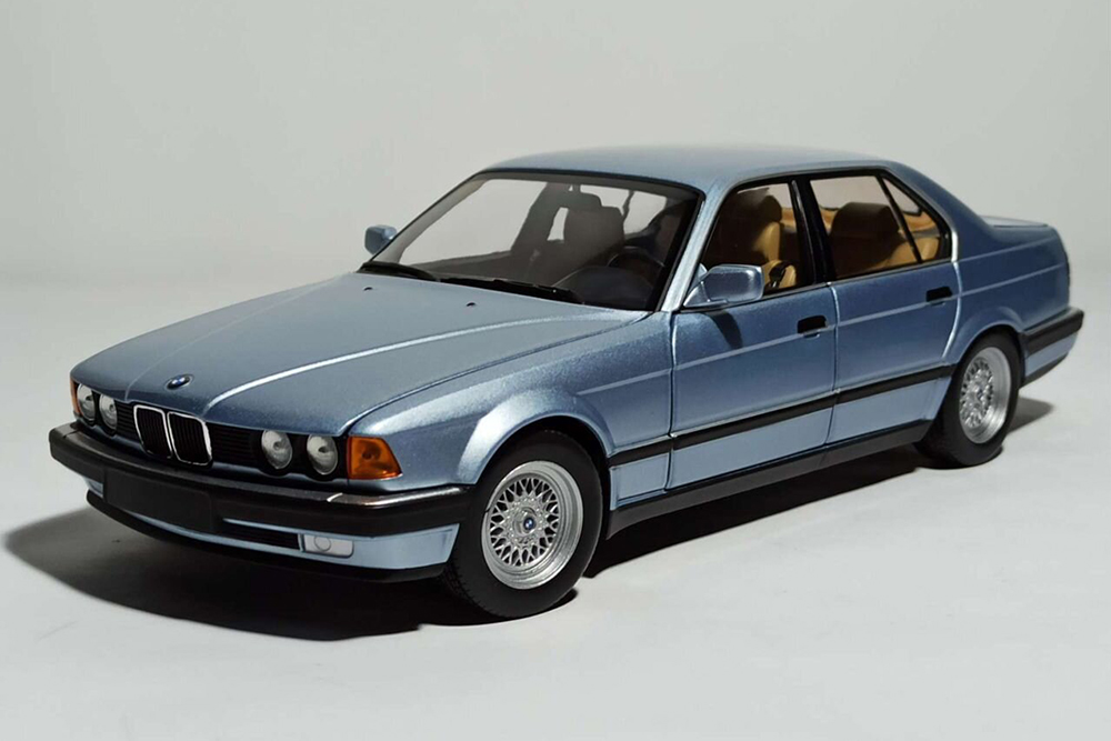 BMW 730I E32 1986 MINICHAMPS 1:18
