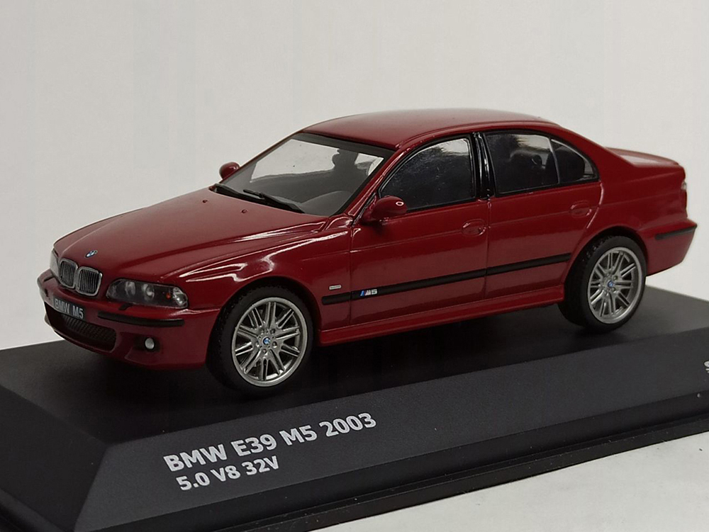 BMW M5 E39 RED SOLIDO 1:43