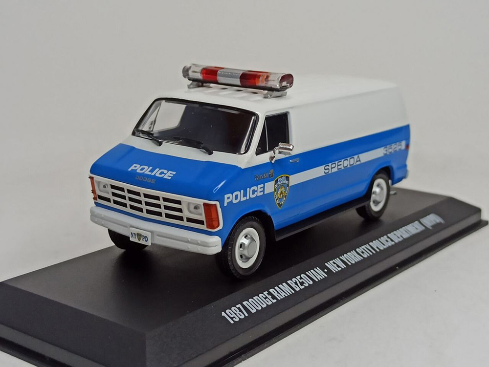 DODGE RAM B250 (NYPD) 1987 GREENLIGHT 1:43