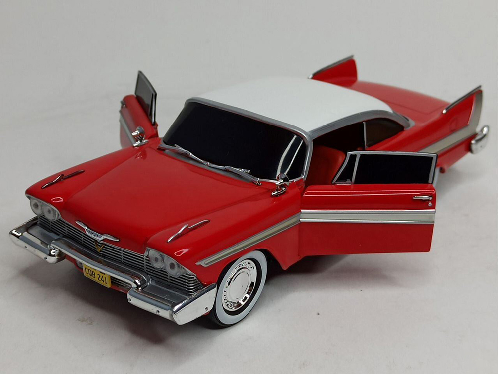 PLYMOUTH FURY 1958 EVIL VERSION 1:24 GREENLIGHT