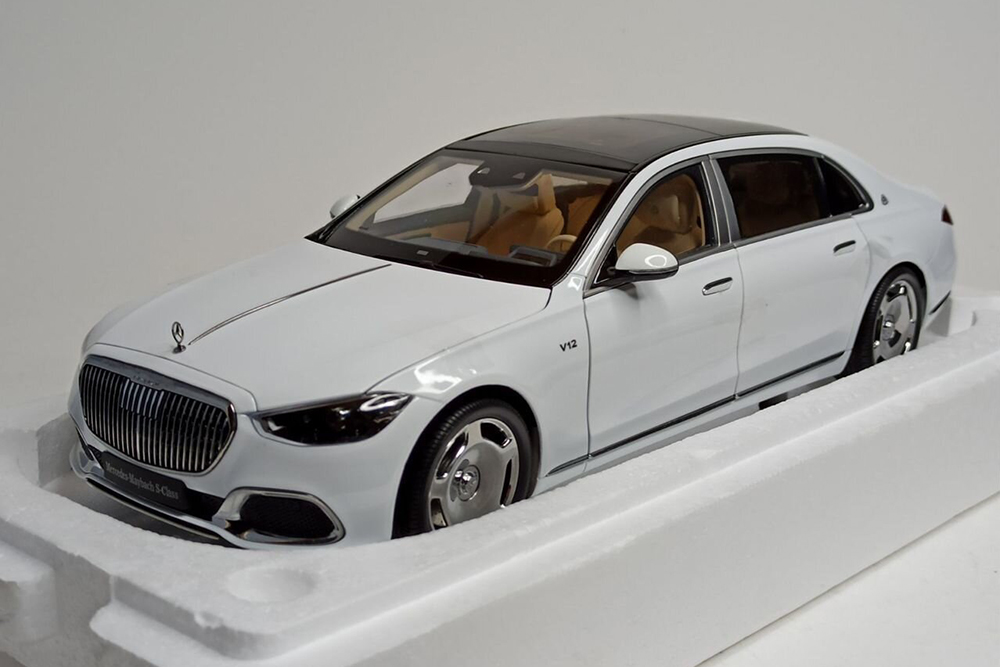 MAYBACH MERCEDES 2021 (W223) 1:18 ALMOST REAL