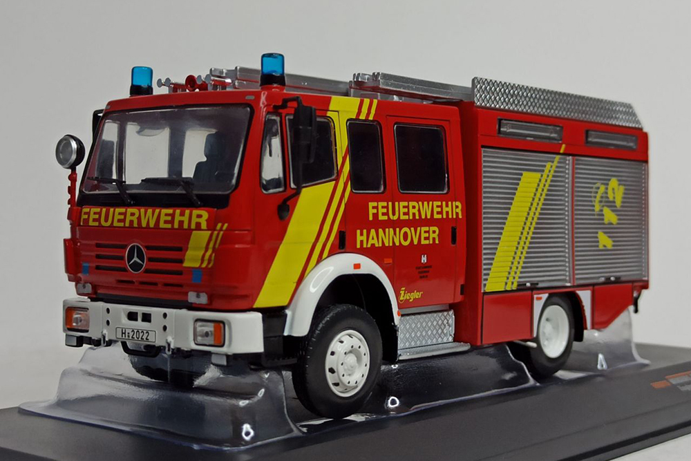 MERCEDES LF 16/12 ZIEGLER 1:43 IXO
