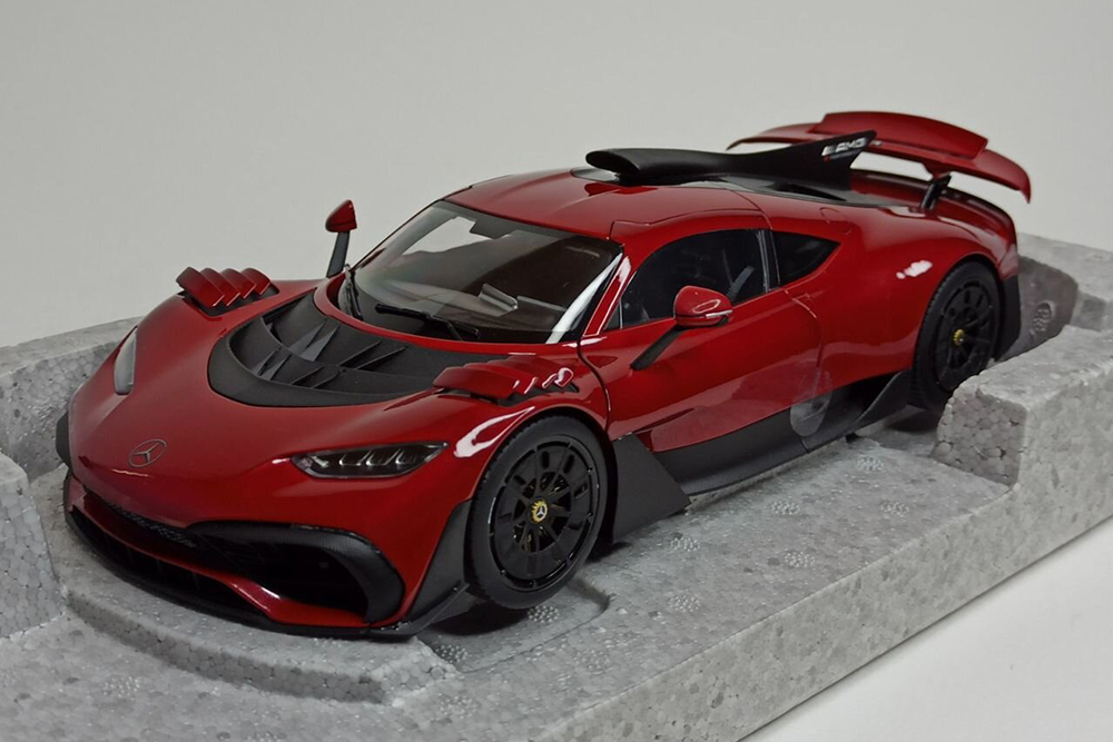 MERCEDES AMG ONE (C298) RED NZG 1:18