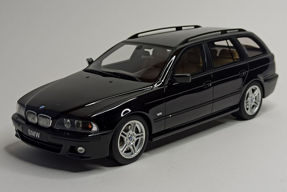 BMW 540I TOURING (E39) 1:18 OTTOMOBILE