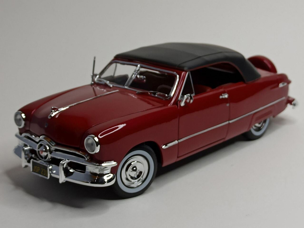 FORD 1950 COUPE RED 1:18 MAISTO