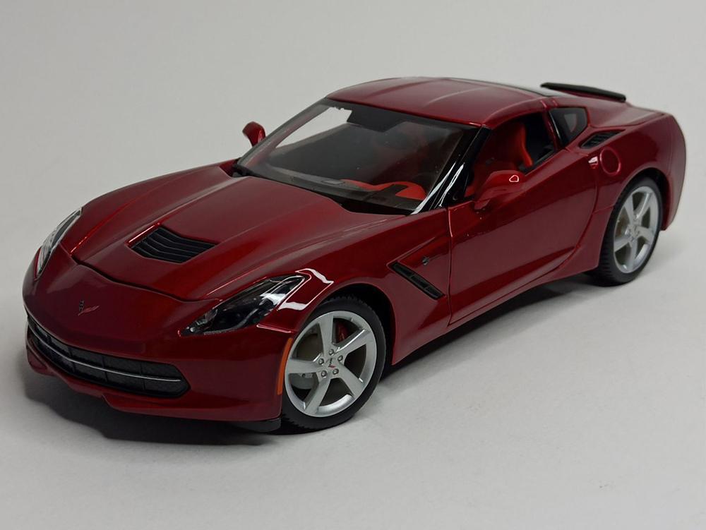 CHEVROLET CORVETTE STINGRAY 2014 RED 1:18 MAISTO