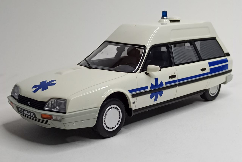 CITROEN CX BREAK 1:18 OTTOMOBILE (ДЕФЕКТ)