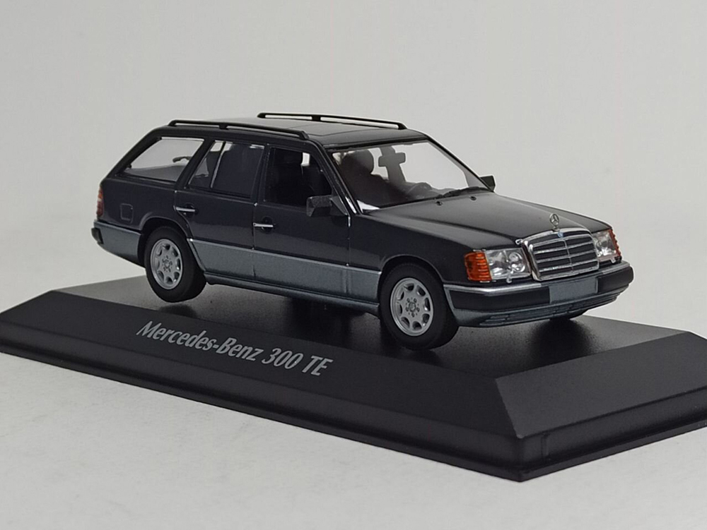MERCEDES 300 TE W124 (S124) 1990 1:43