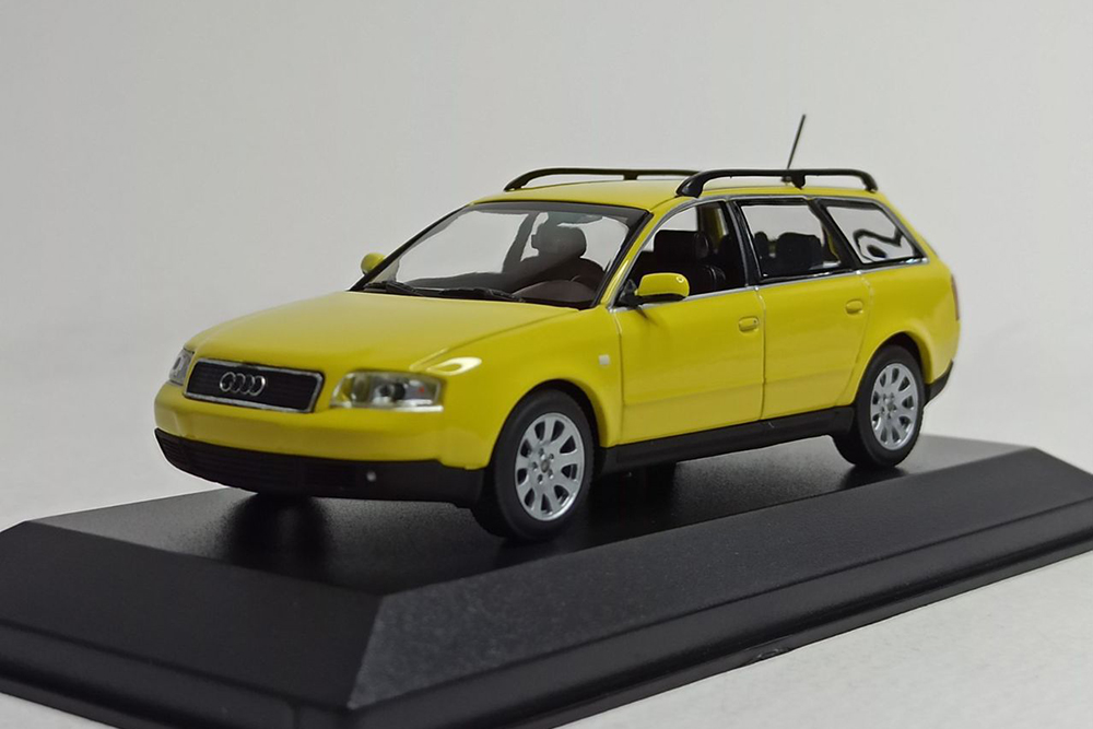 AUDI A6 AVANT (C5) MAXICHAMPS 1:43
