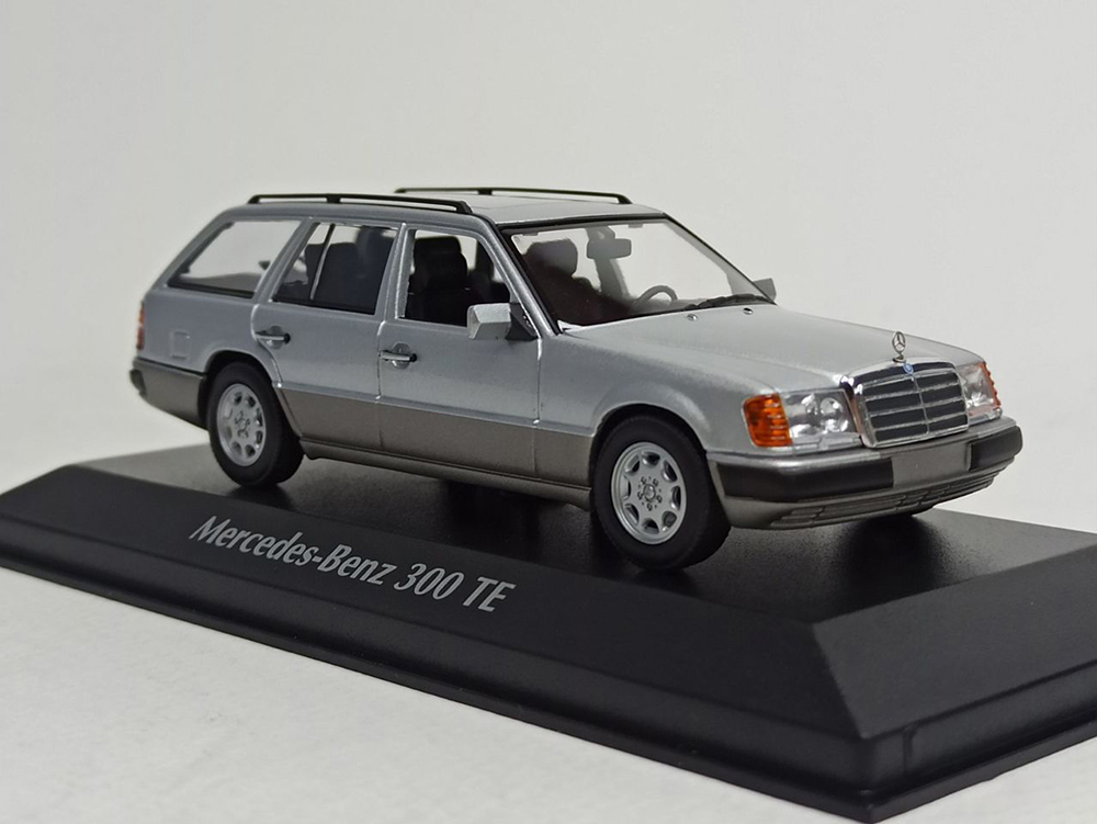MERCEDES 300 TE W124 (S124) -1990 1:43