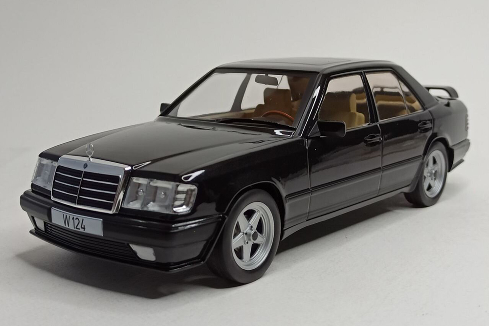 MERCEDES E CLASS (W124) TUNING-1986 MCG 1:18