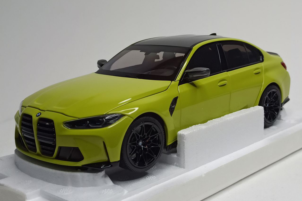 BMW M3 -2020 YELLOW 1:18 MINICHAMPS