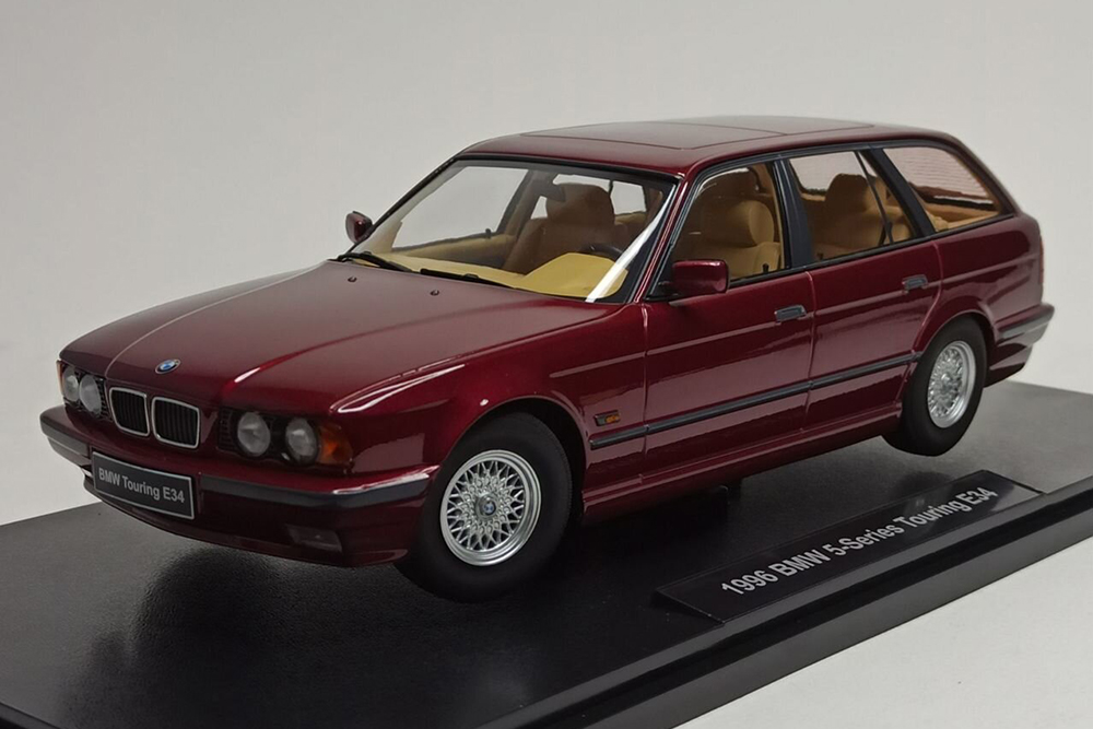 BMW 5ER TOURING (E34) DARK RED 1:18 TRIPLE9