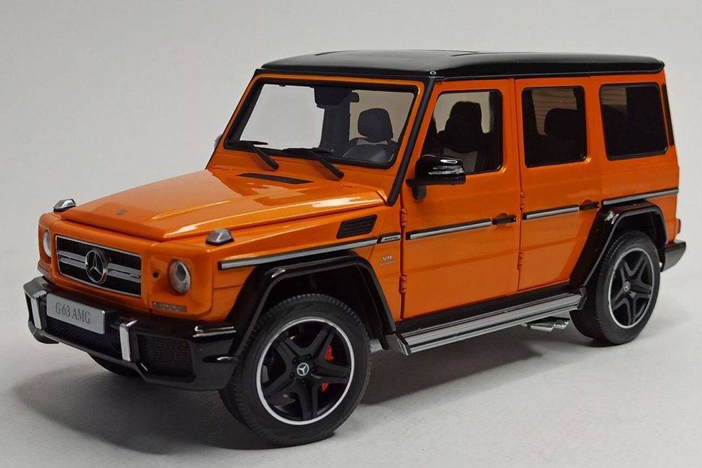 MERCEDES G63 AMG (W463) ORANGE 1:18 ALMOST REAL