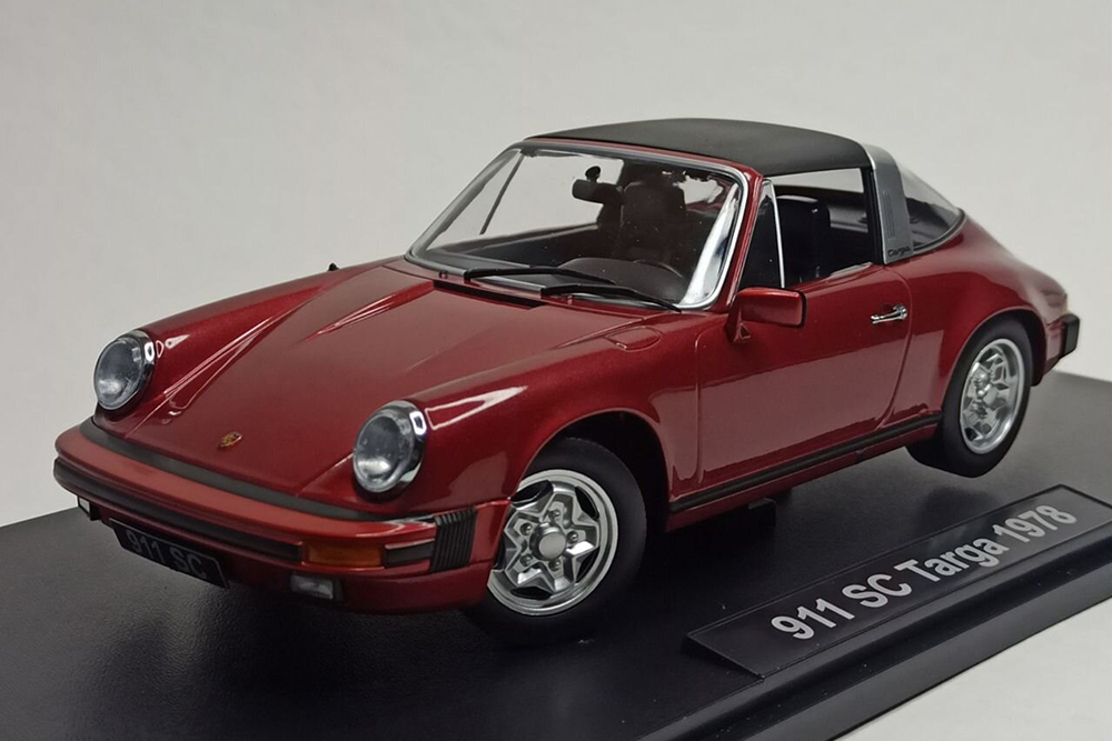 PORSCHE 911 SC TARGA -1978 KK SCALE 1:18