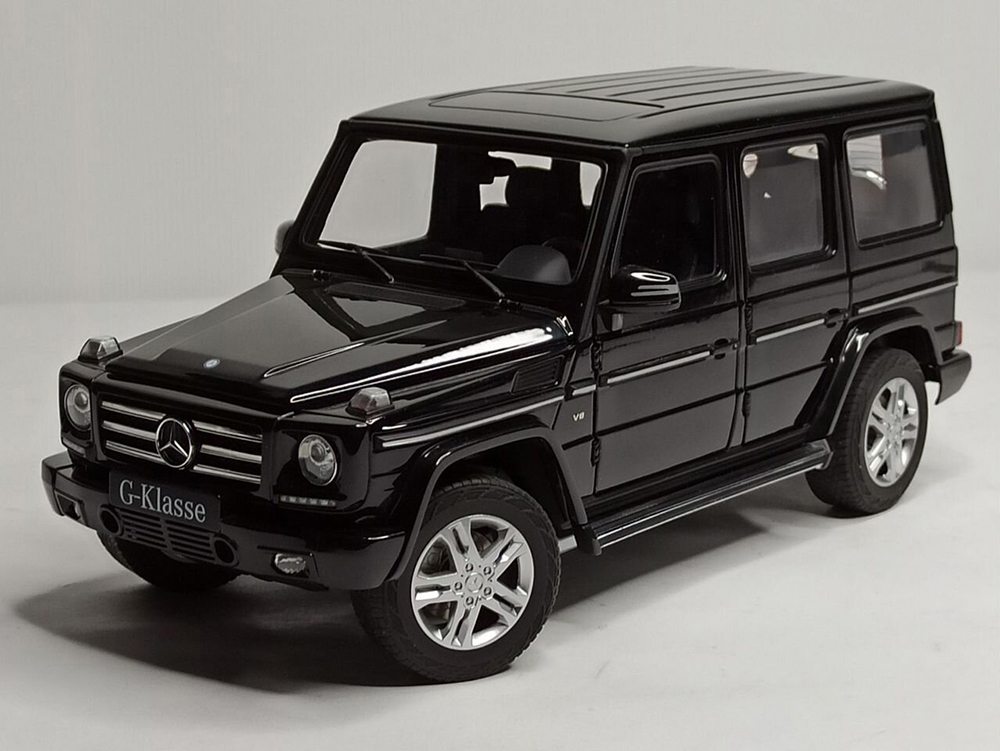 MERCEDES W463 G500 BLACK 1:18 AUTOART