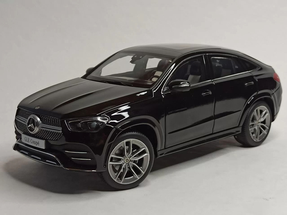 MERCEDES GLE CLASS BLACK 1:18 I SCALE