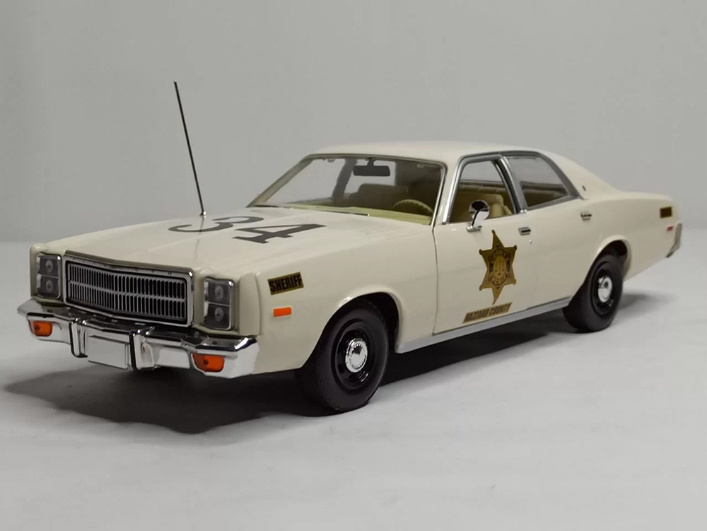 PLYMOUTH FURY "SHERIFF" 1977 GREENLIGHT 1:18