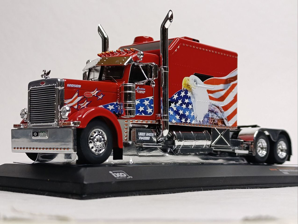 PETERBILT 379 CUSTOM 2002 IXO 1:43
