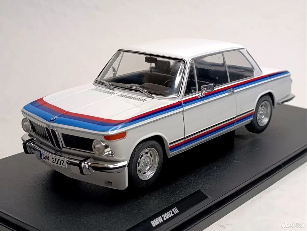BMW 2002 TII TURBO 1971 SOLIDO 1:18