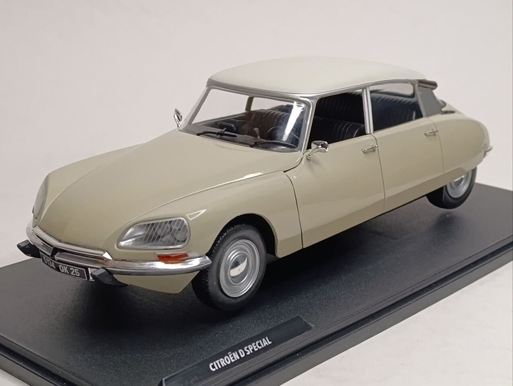 CITROEN DS 1976 SOLIDO 1:18