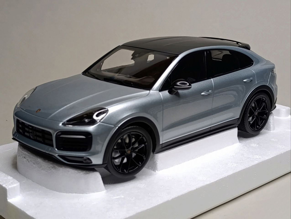 PORSCHE CAYENNE S COUPE SPORT PACKAGE 1:18