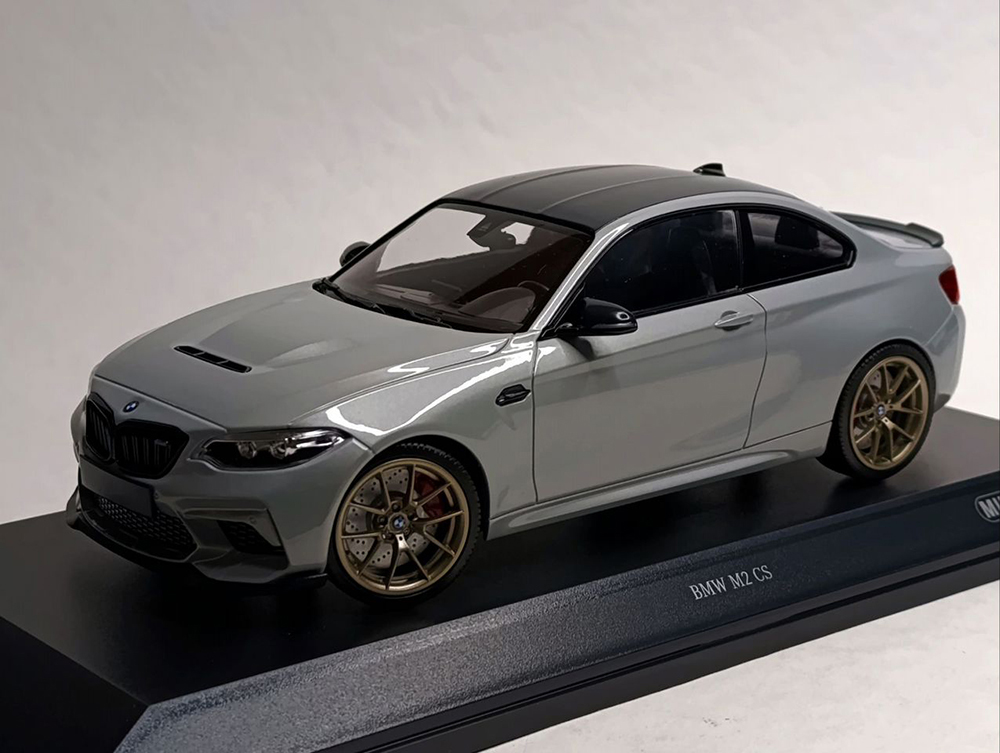 BMW M2 CS - 2020 GREY MINICHAMPS 1:18