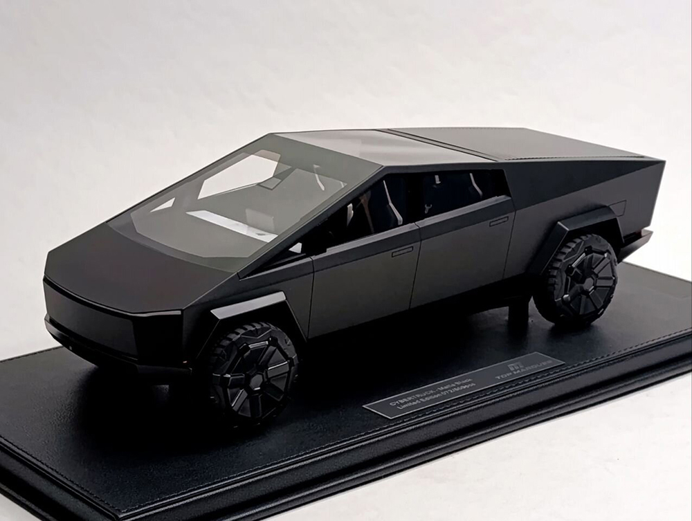 TESLA CYBERTRUCK MATTE BLACK 1:18 TOP MARQUES