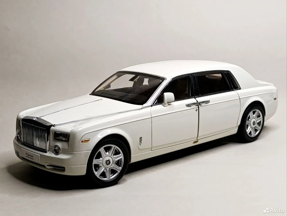 ROLLS-ROYCE PHANTOM ENGLISH WHITE 1:18 KYOSHO