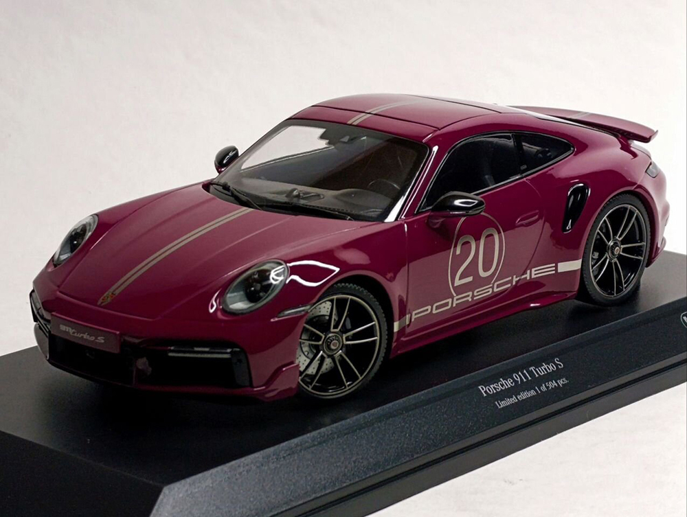 PORSCHE 911 (992) TURBO S COUPE 1:18 MINICHAMPS