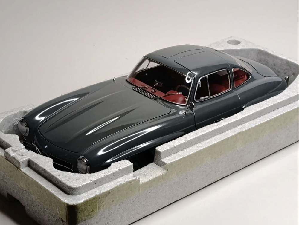 MERCEDES 300 SL "GULLWING" SCHUCO 1:12