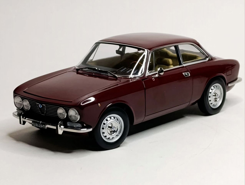 ALFA ROMEO 2000 GTV -1973 NOREV 1:18