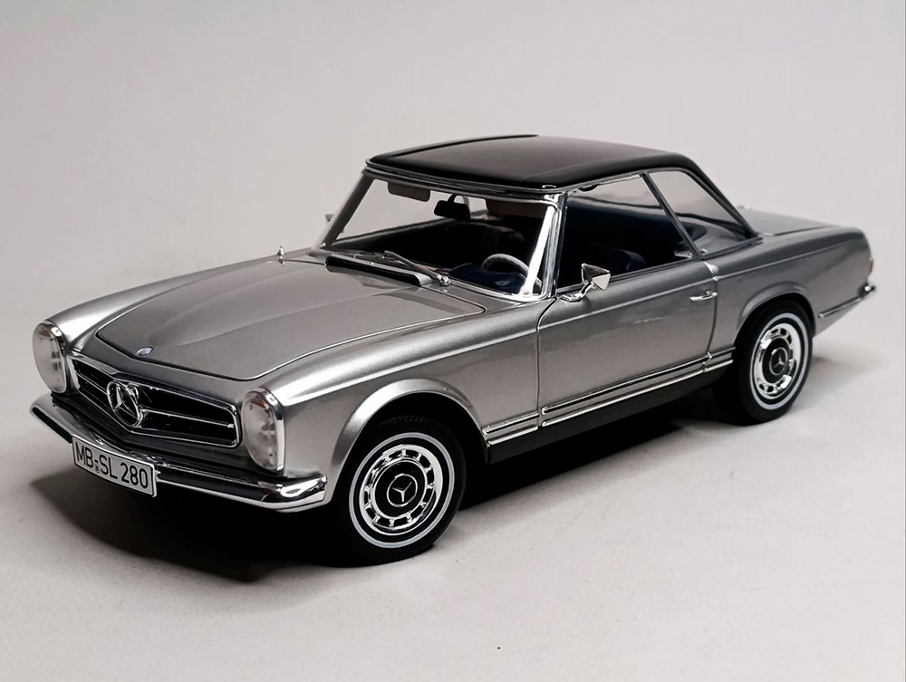 MERCEDES 280 SL "PAGODE" 1968 (W113) SCHUCO 1:18