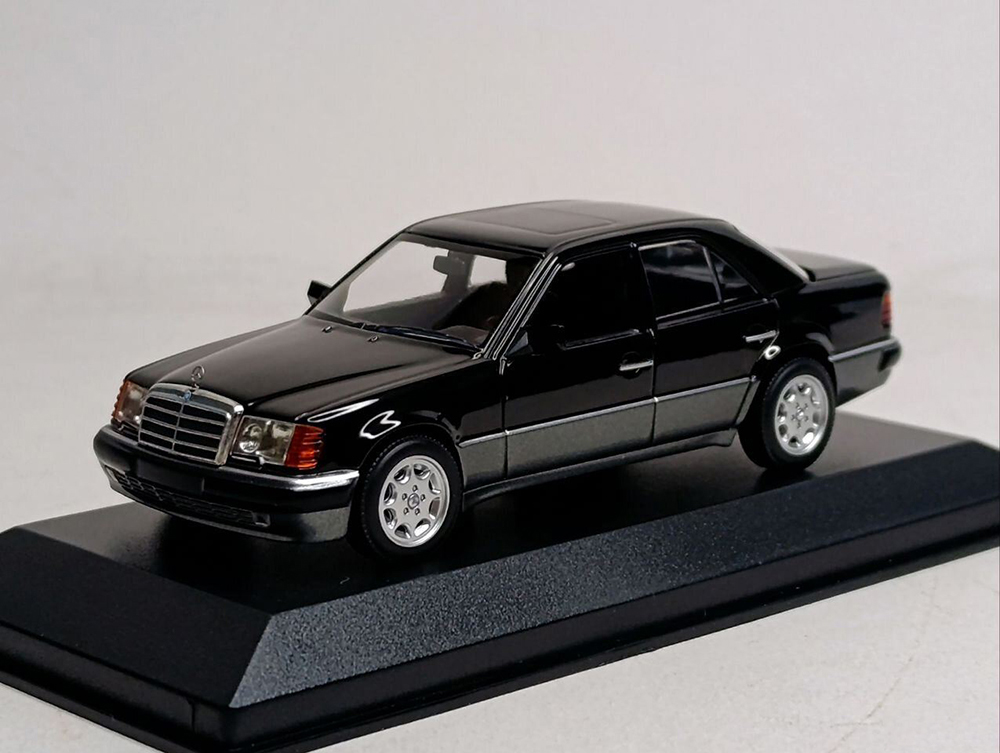 MERCEDES 500E V8 (W124) E500 (ВОЛЧОК) 1:43