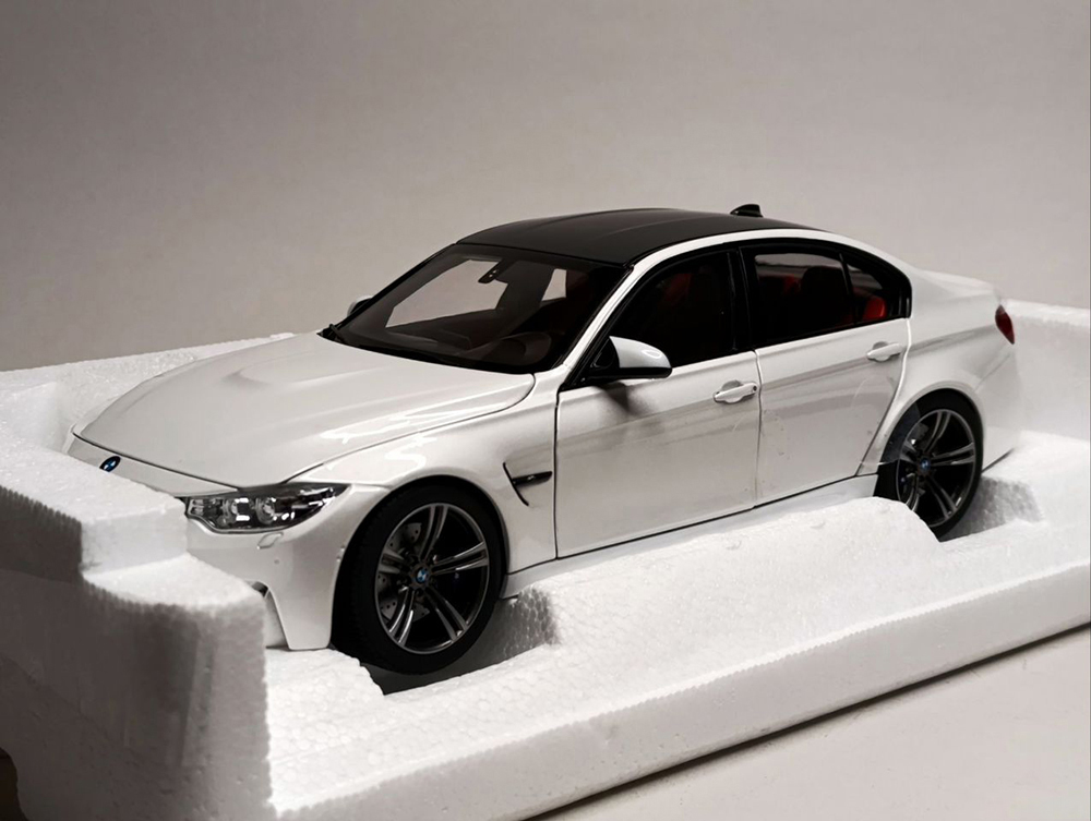 BMW M3 COMPETITION (F80) WHITE 1:18 NOREV