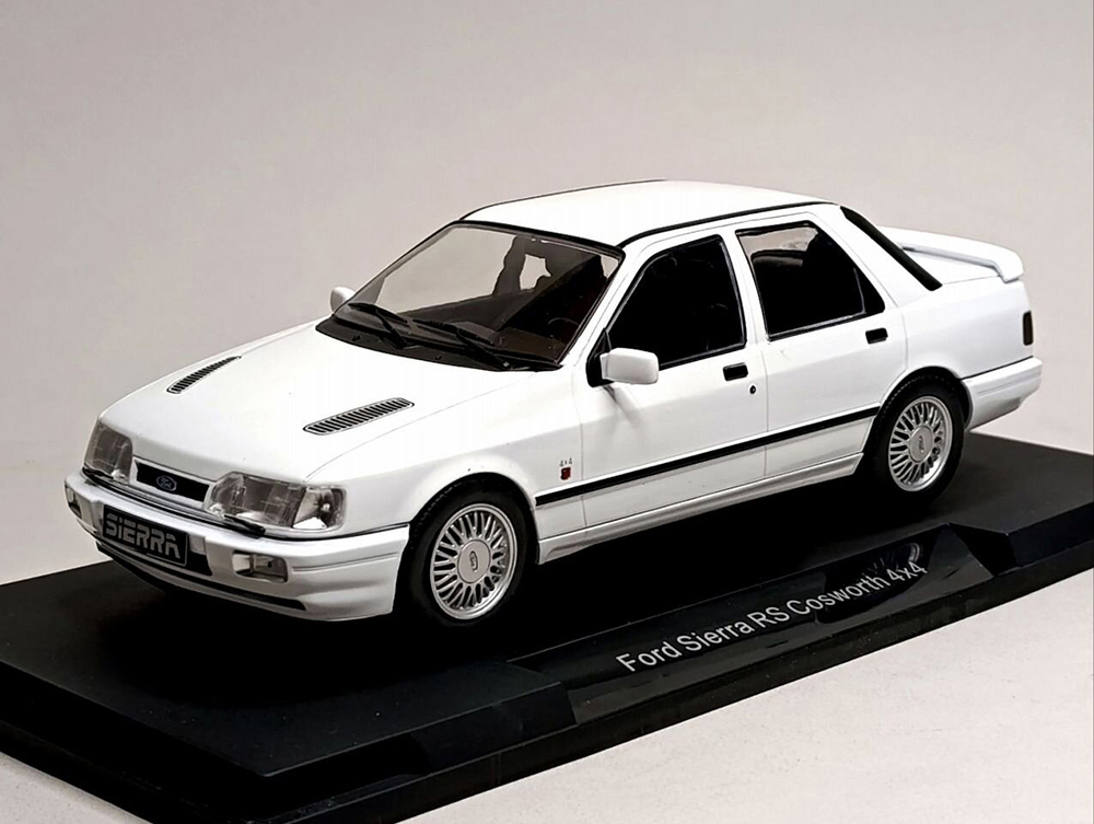 FORD SIERRA RS COSWORTH 4X4 -1990 WHITE 1:18