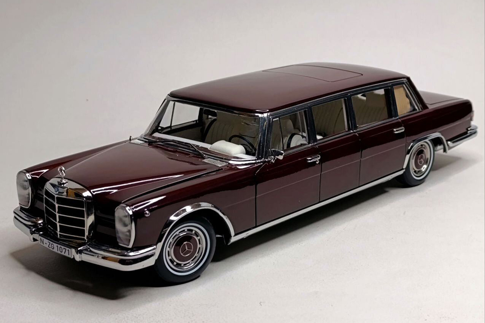 MERCEDES 600 LWB (W100) PULLMAN 1:18 NZG