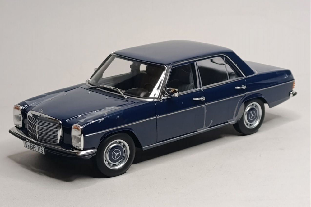 MERCEDES 200 W115/114 BLUE 1:18 NOREV