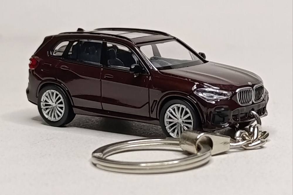 BMW X5 (G05) 1:64 БРЕЛОК 70 ММ