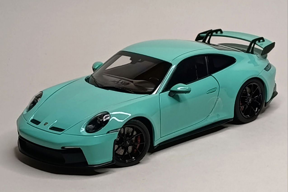 PORSCHE 911 GT3 2021 MINT 1:18 NOREV